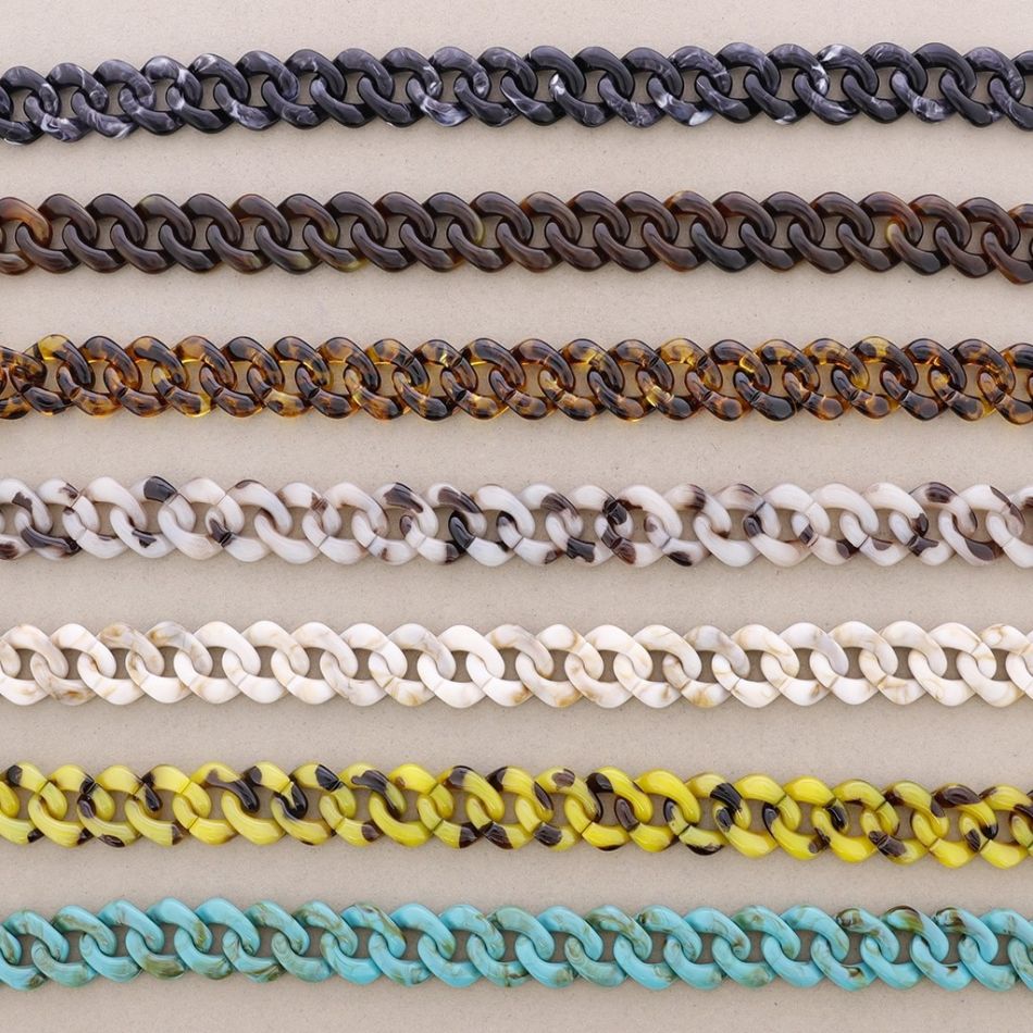 COLLAR LARGO ESLABONES RESINA
