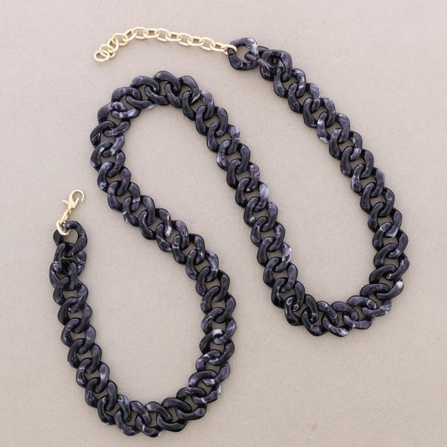 COLLAR LARGO ESLABONES RESINA