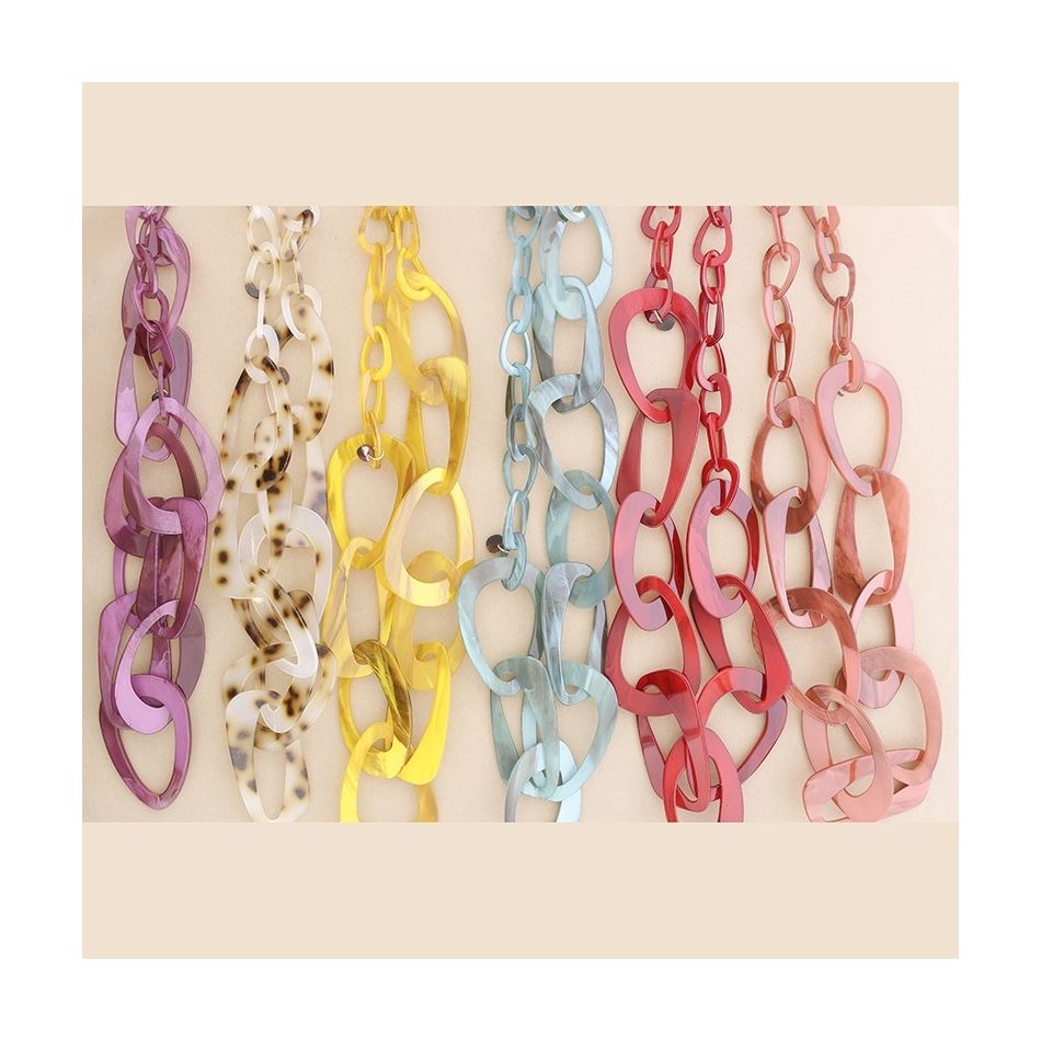 LONG RESIN LINK NECKLACE