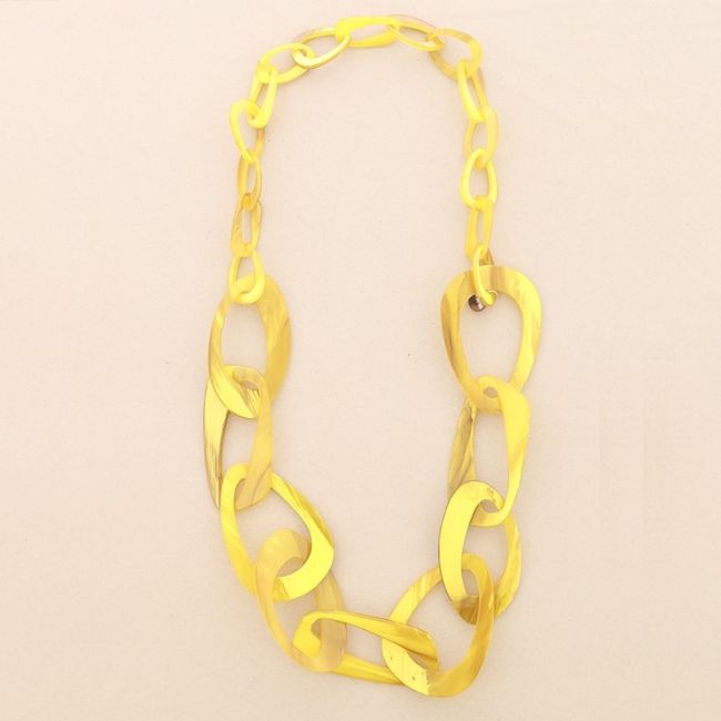 COLLAR LARGO ESLABONES RESINA