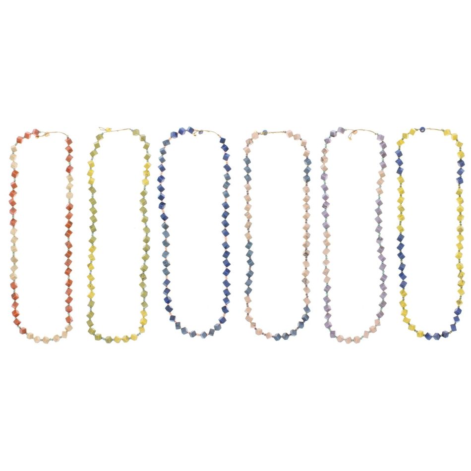 COLLAR LARGO ROMBOS RESINA 1.1M