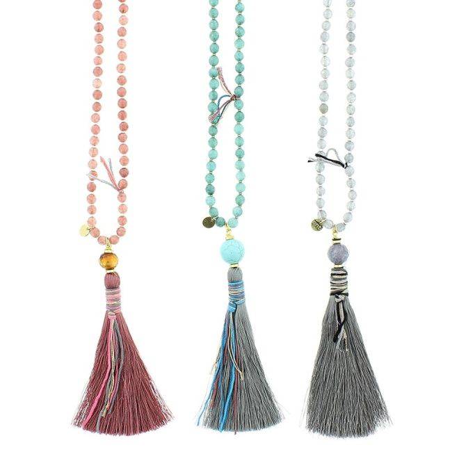 COLLAR LARGO PIEDRAS COLG. FLECO