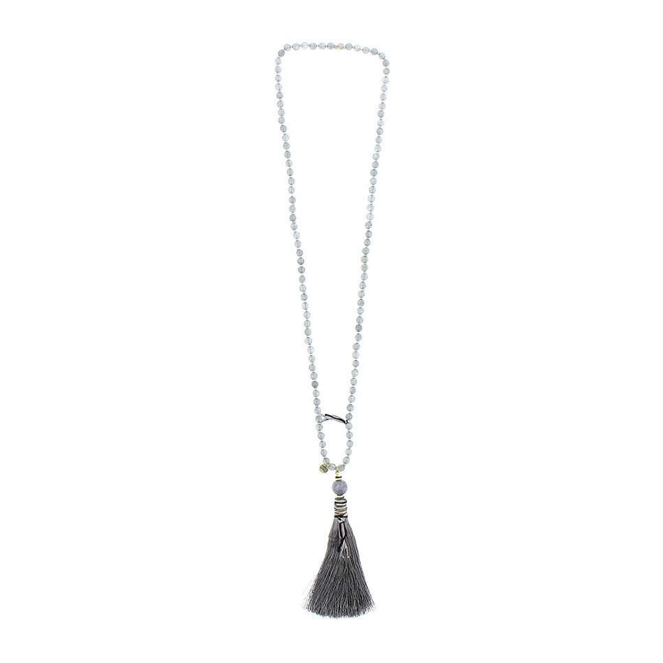 LONG STONE NECKLACE HANGING. FRINGE
