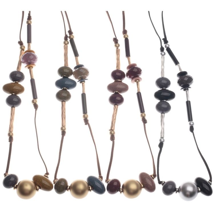 LONG SUEDE NECKLACE WITH BEADS 2