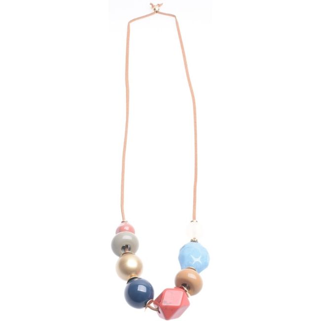 COLLAR LARGO CORDÓN CUENTAS RESINA