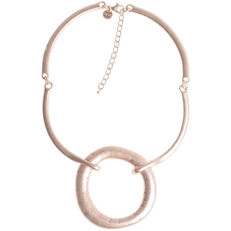 METAL RING PENDANT SHORT NECKLACE