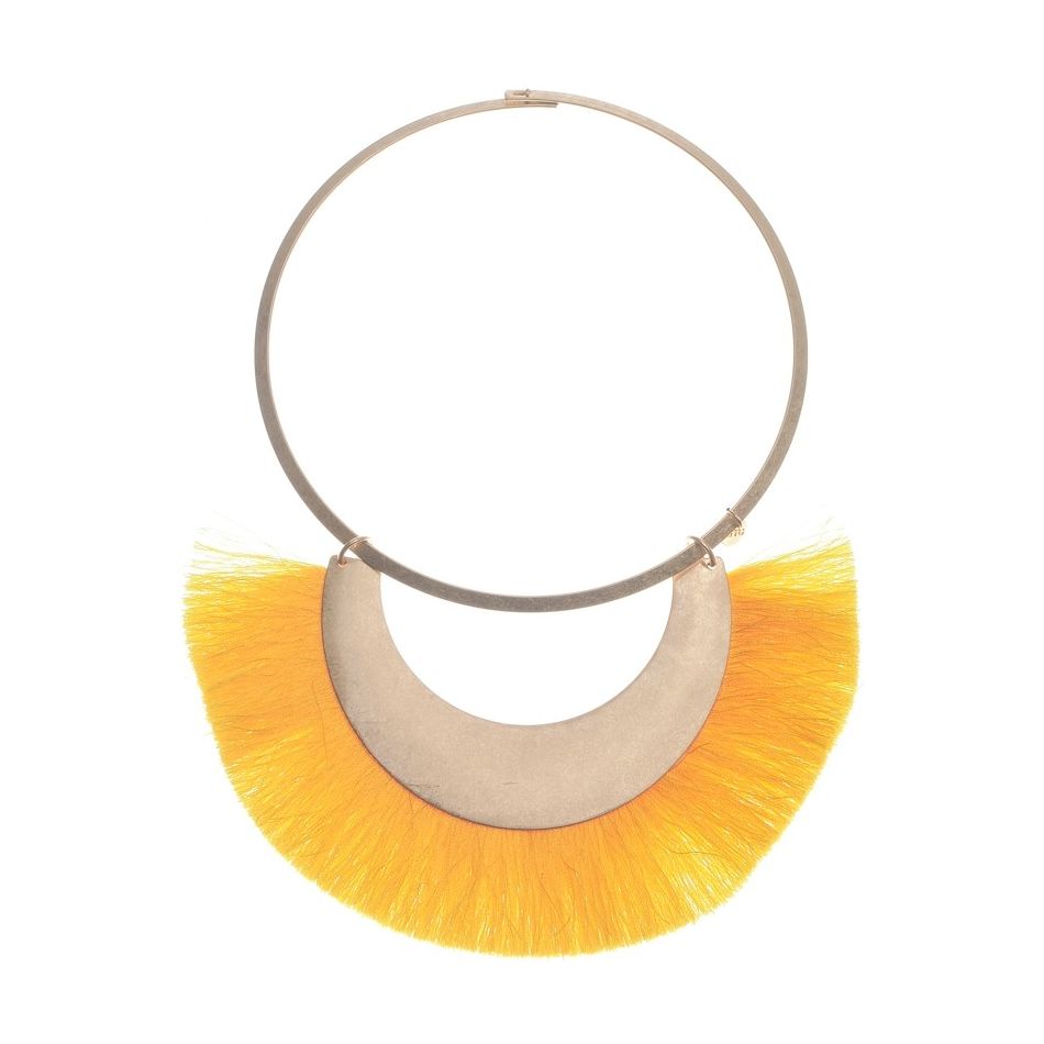 FRINGED METAL PENDANT SHORT NECKLACE