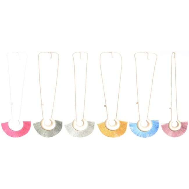COLLAR LARGO COLGANTE FORMA U METAL FLECO