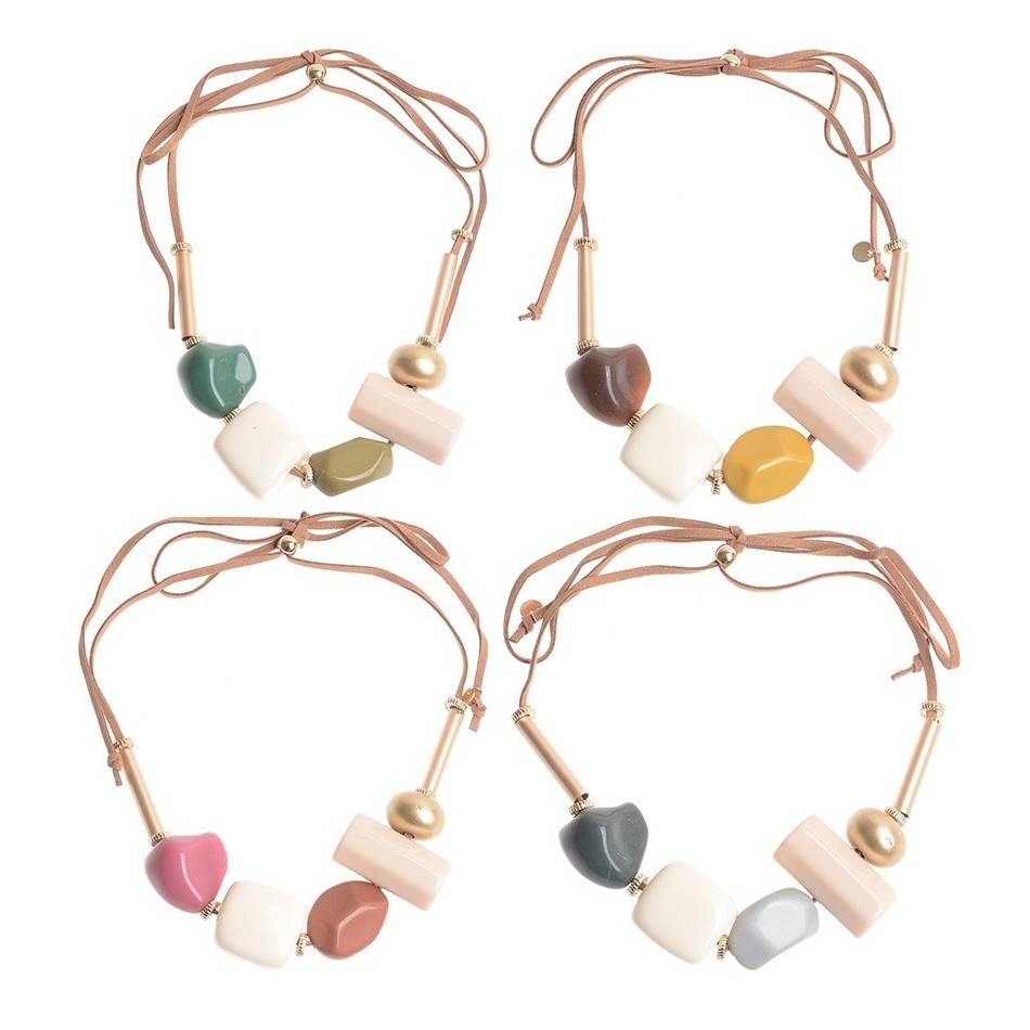 IRREGULAR RESIN BEADS LONG NECKLACE