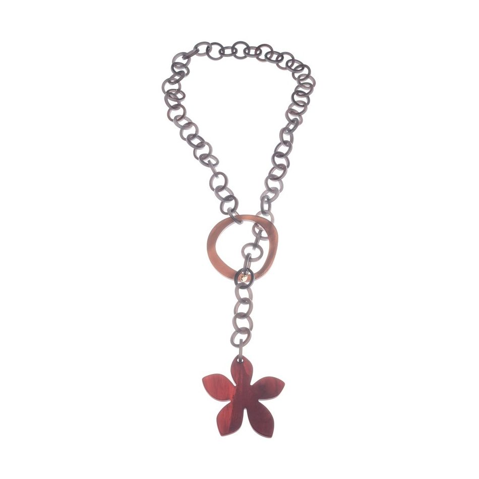 COLLAR LARGO COLGANTE FLOR RESINA