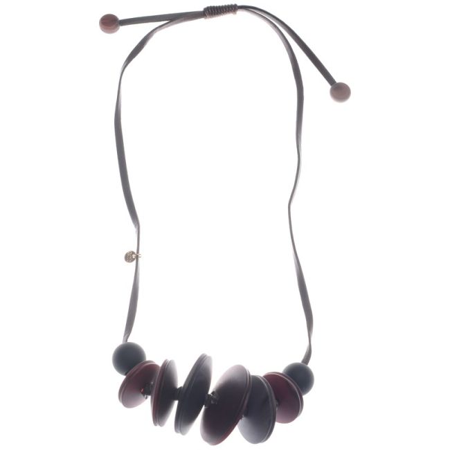 LONG NECKLACE PENDANT WITH RESIN BEADS