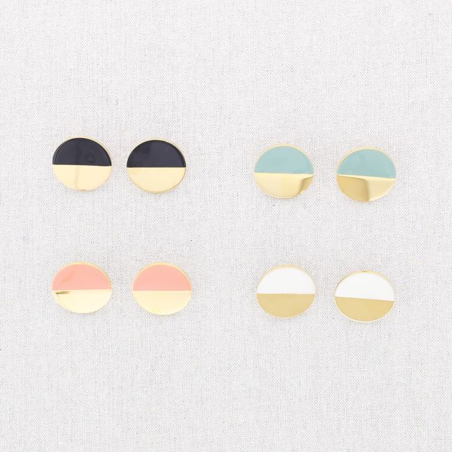 HALF ENAMEL MEDAL STEEL EARRINGS