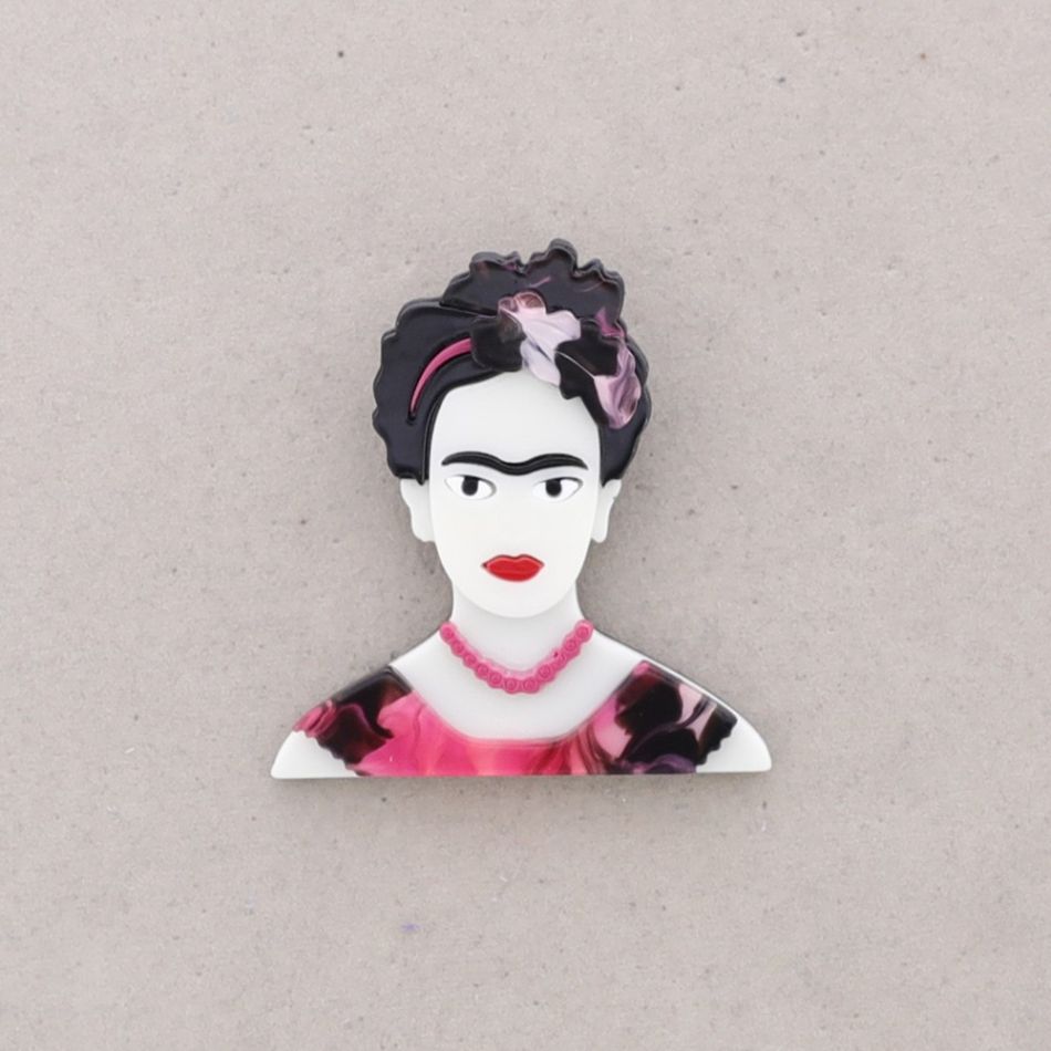 FRIDA RESIN BROOCH
