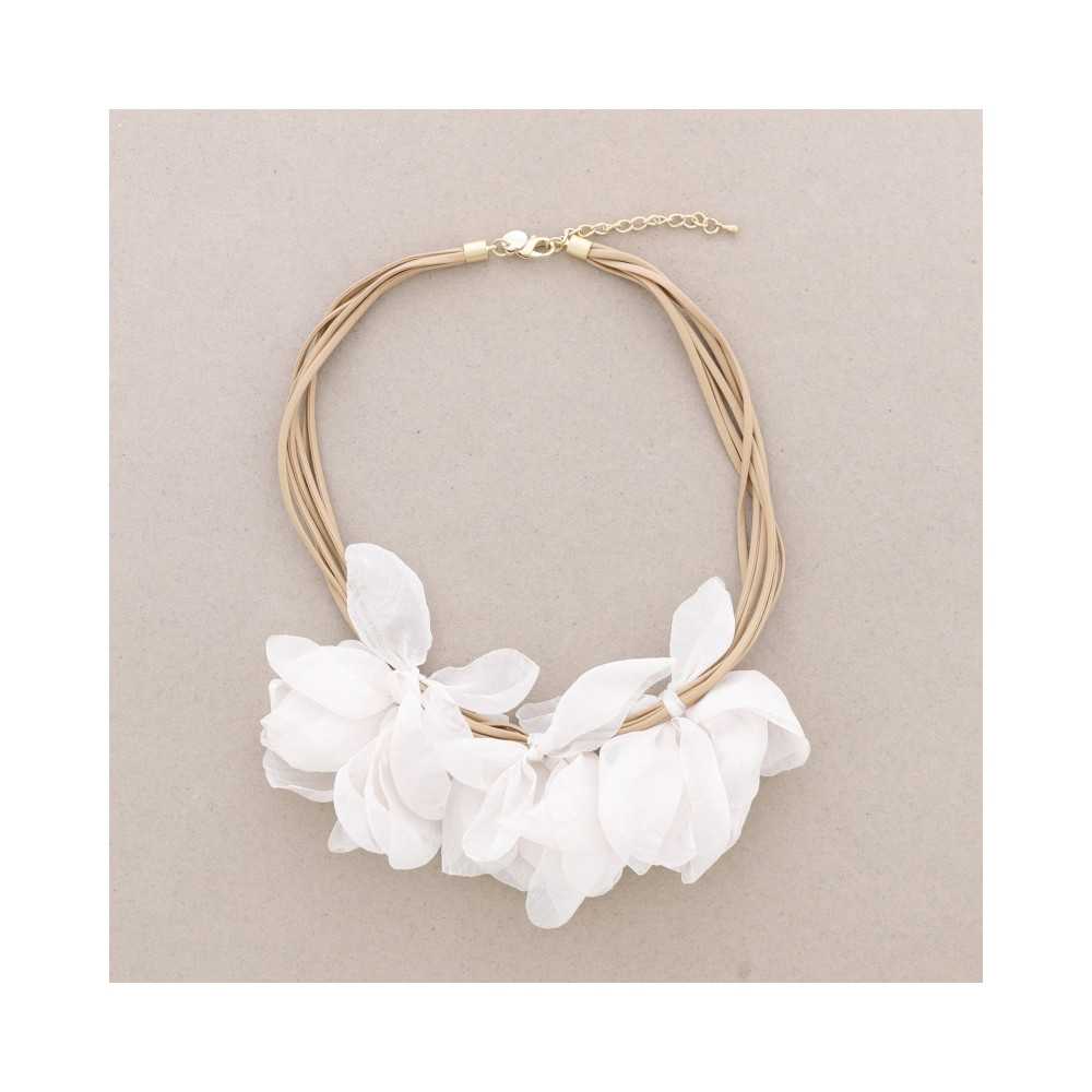 THREE FLOWERS SHORT NECKLACE