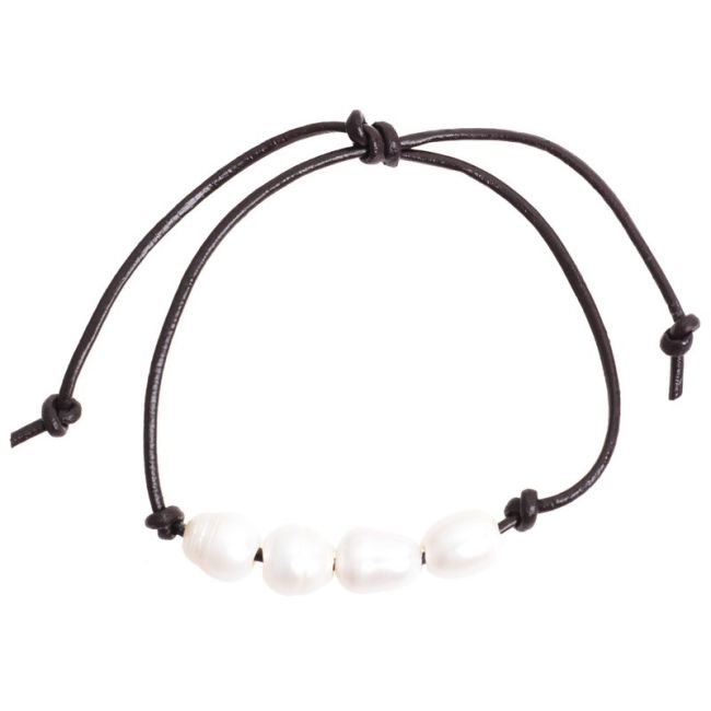 MACRAMÉ LEATHER BRACELET WITH CULTURED PEARLS