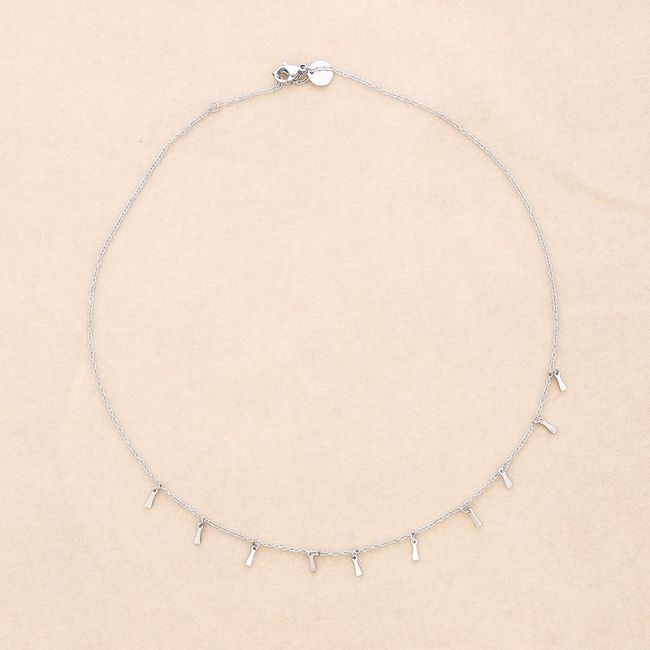 RECTANGULAR PENDANT STEEL SHORT NECKLACE