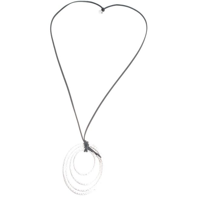 LONG NECKLACE WITH METAL RINGS PENDANT