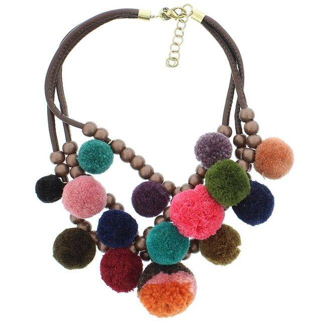 DOUBLE POMPOM SHORT NECKLACE