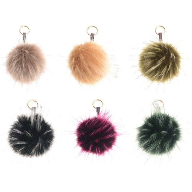FUR POMPOM KEYCHAIN