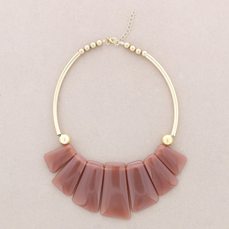 RESIN BEADS SHORT NECKLACE