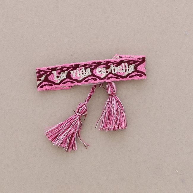 MACRAMÉ BRACELET LA VIDA ES BELLA FRINGES