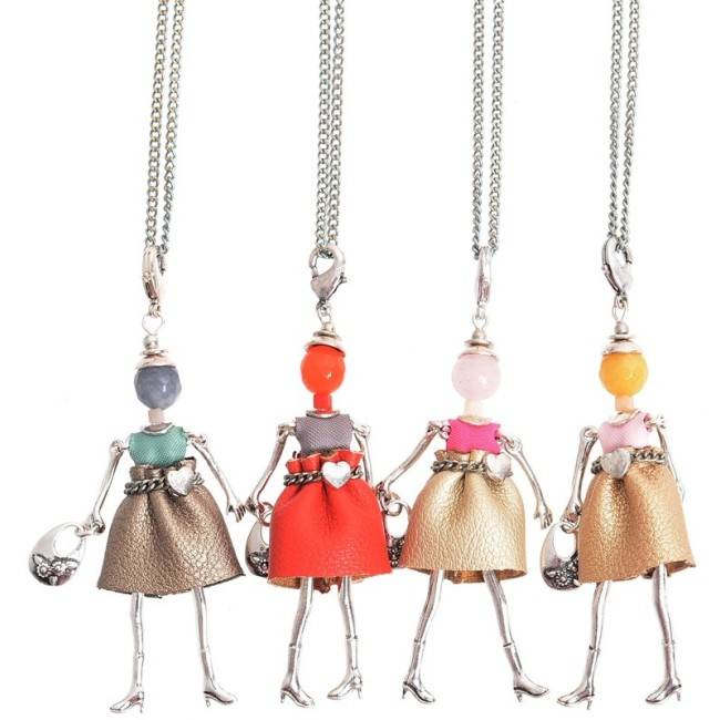 COLLAR LARGO COLG. MUÑECA MINI