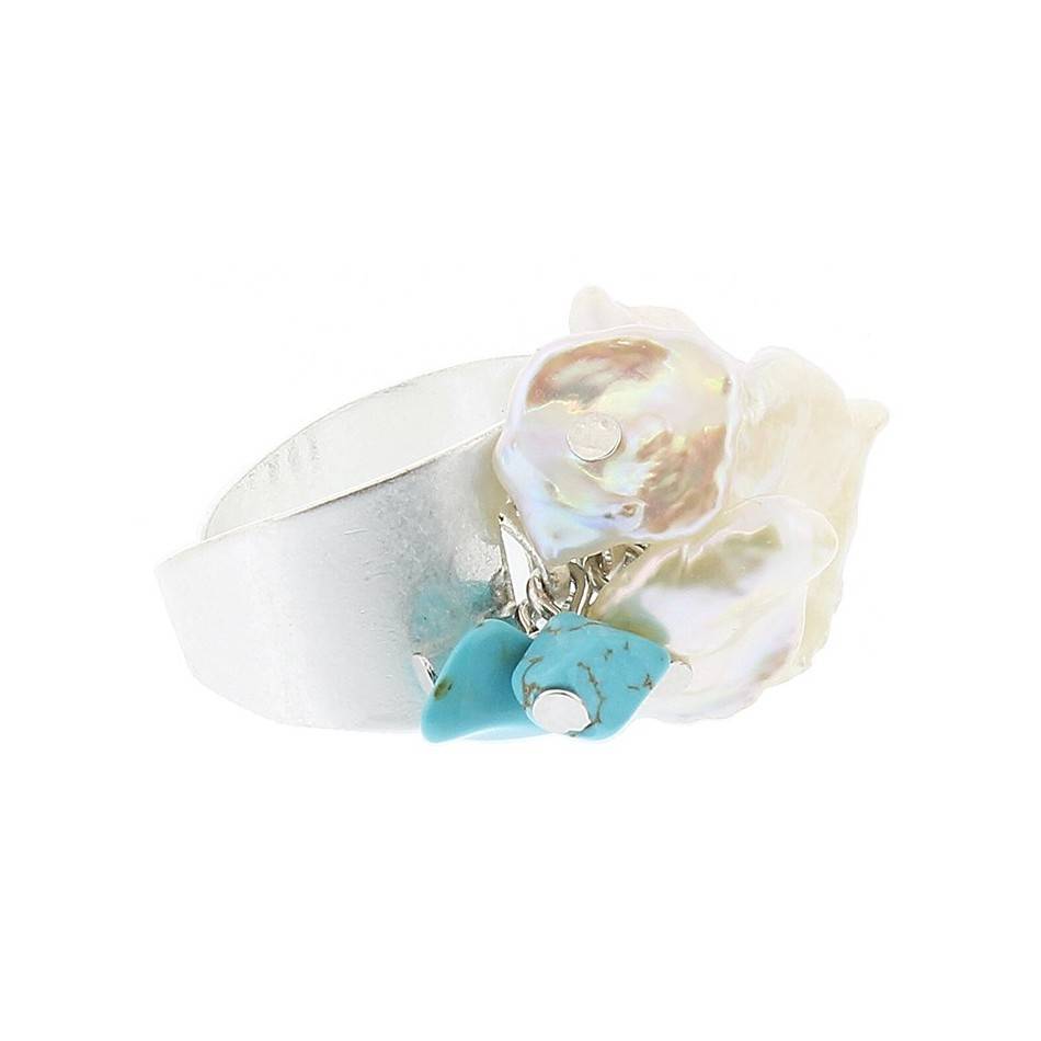 METAL RING WITH CULTURED PEARLS