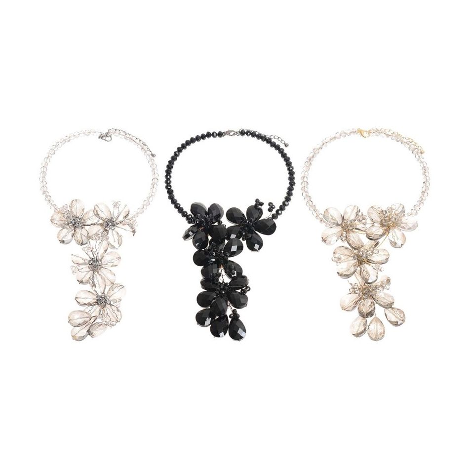 CRYSTAL FLOWERS SHORT NECKLACE