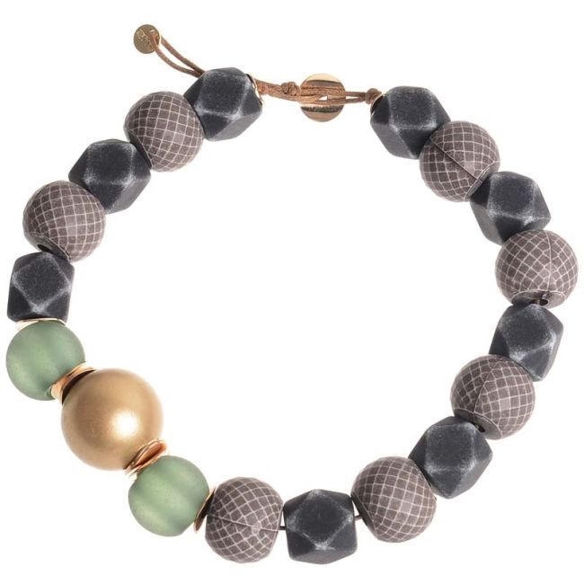 RESIN BEADS SHORT NECKLACE