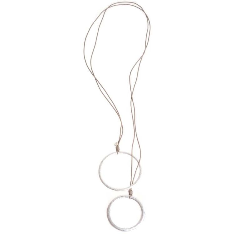 DOUBLE RING LONG LEATHER NECKLACE