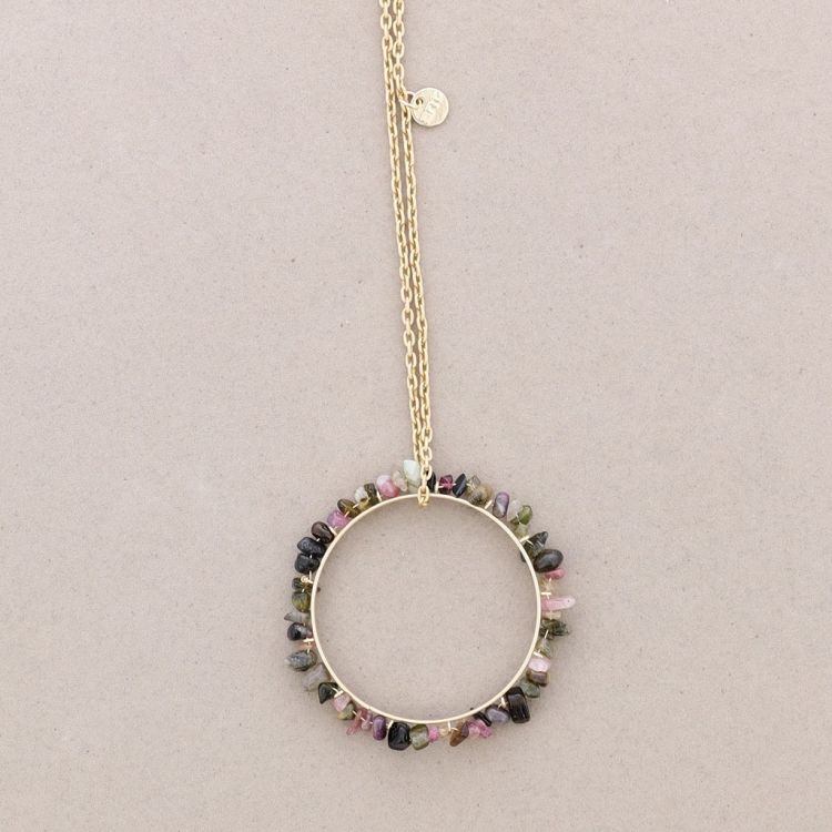COLLAR LARGO COLGANTE ANILLA PIEDRECITAS 2