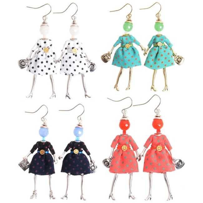 PENDIENTES COLGANTE MUÑECA
