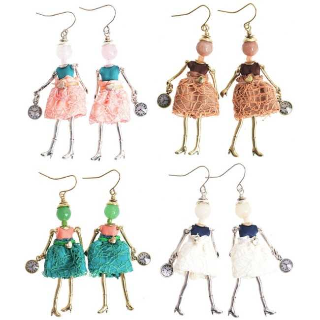 PENDIENTES COLGANTE MUÑECA