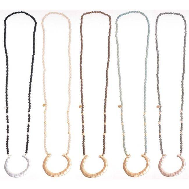 COLLAR LARGO CUENTAS FACETADAS MEDIA LUNA METAL