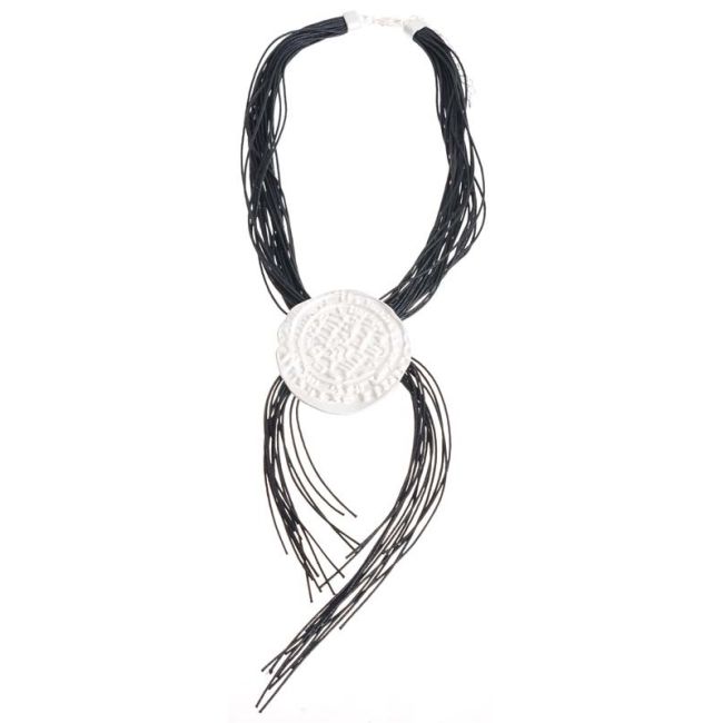 GARGANTILLA CORDONES MEDALLÓN METAL