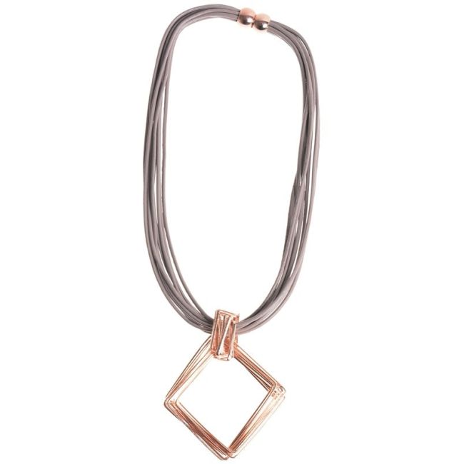 RECTANGULAR MULTI-RING PENDANT SHORT NECKLACE