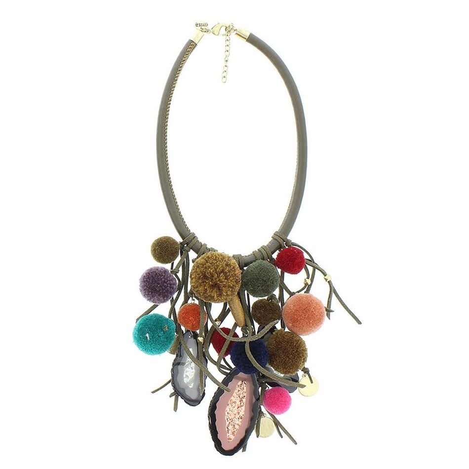 POMPOM BEAD PENDANT SHORT NECKLACE