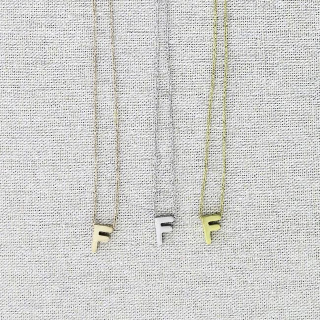 SOLID STEEL LETTER F PENDANT SHORT NECKLACE