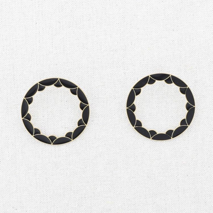 ENAMEL GEOMETRIC HOOP STEEL EARRINGS