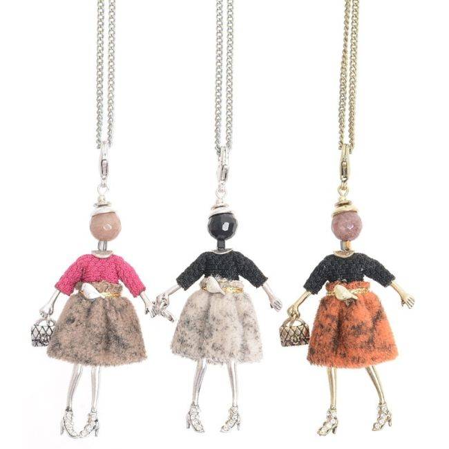 COLLAR LARGO COLG. MUÑECA MINI