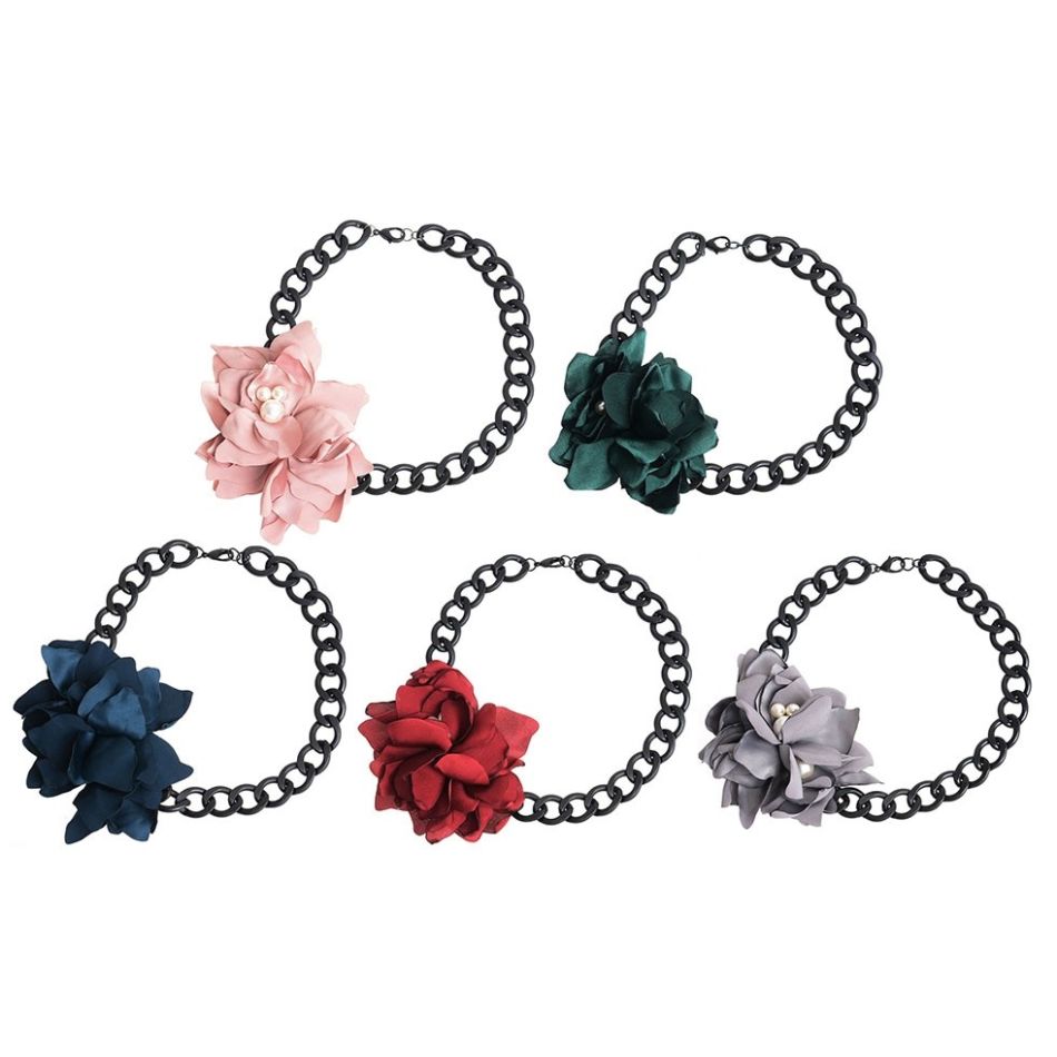 FABRIC FLOWER METAL CHAIN SHORT NECKLACE