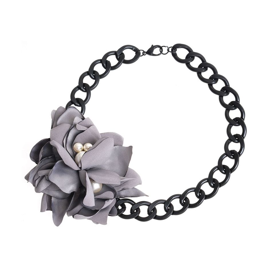 FABRIC FLOWER METAL CHAIN SHORT NECKLACE