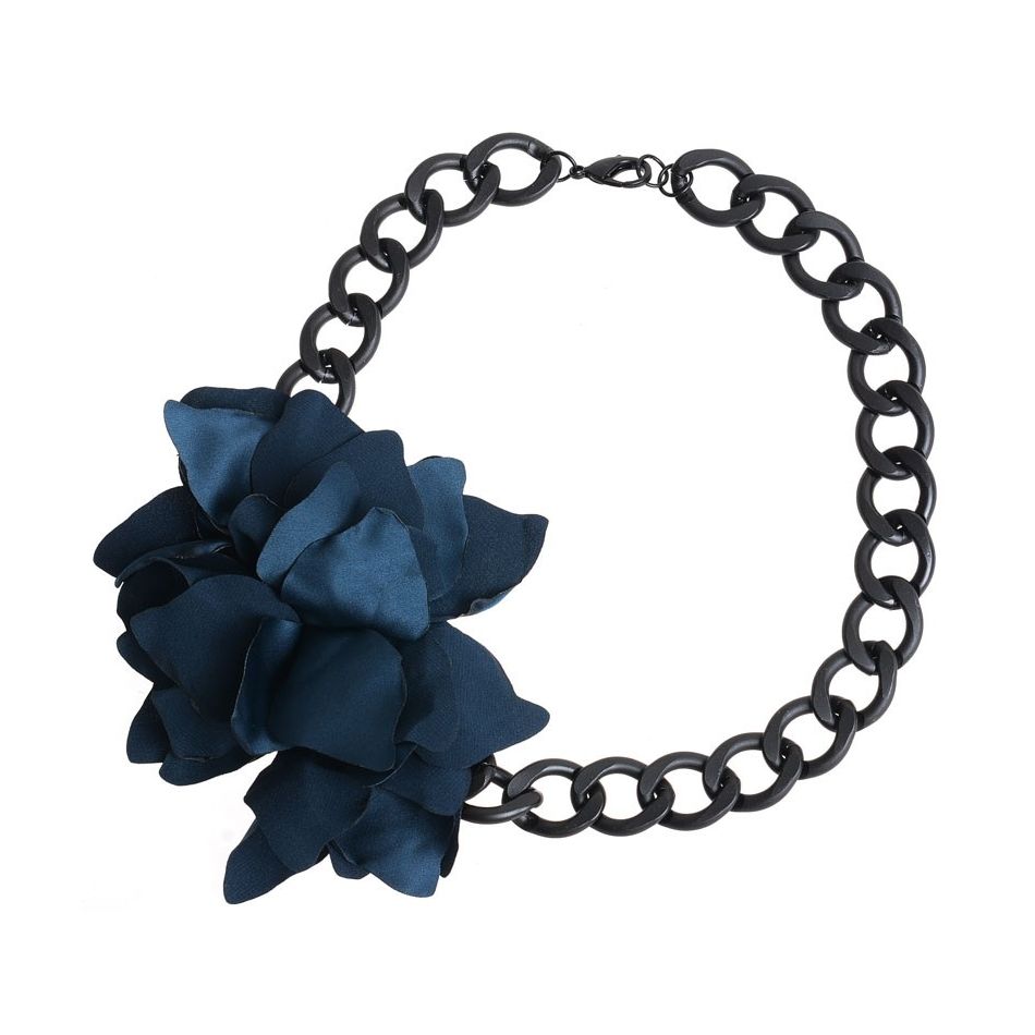 FABRIC FLOWER METAL CHAIN SHORT NECKLACE