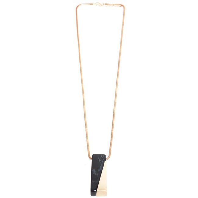COLLAR LARGO COLGANTE METAL RESINA