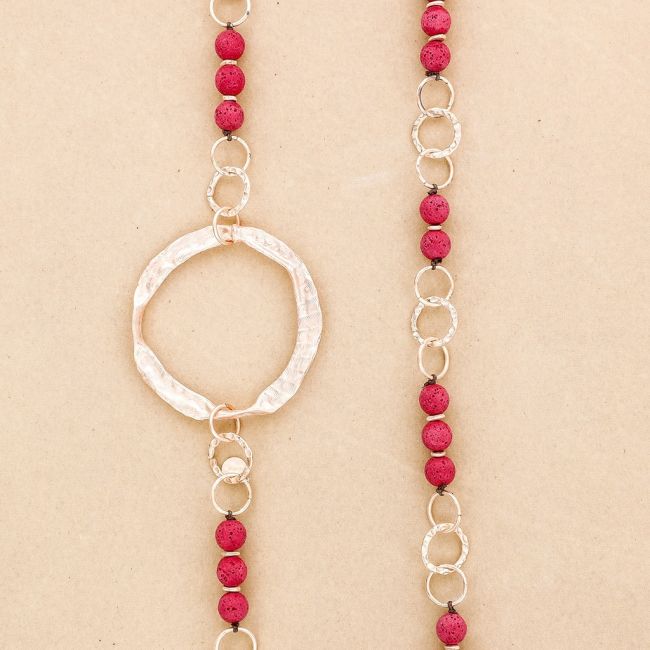 LONG NECKLACE LAVA BEADS METAL RINGS