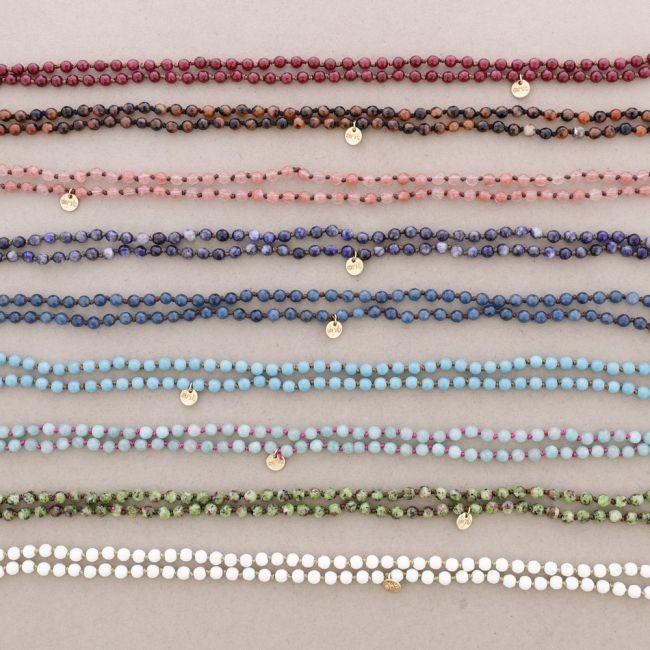 COLLAR LARGO BOLAS PIEDRA NUDOS
