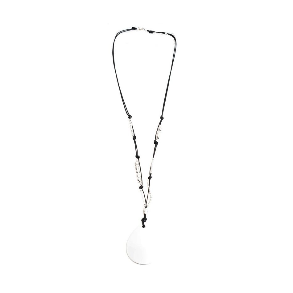 LONG METAL PENDANT NECKLACE