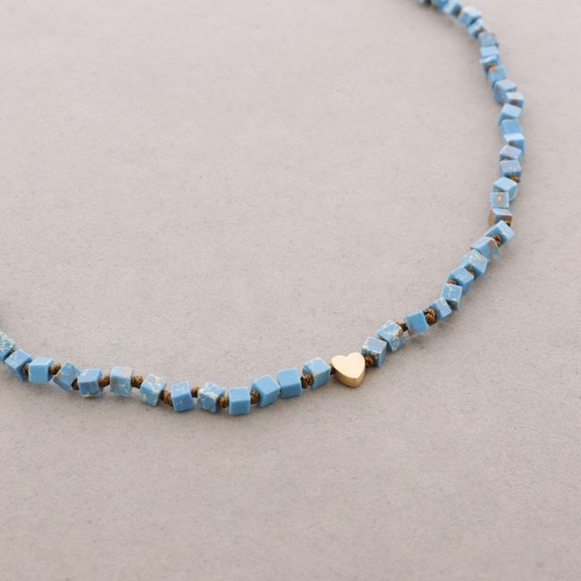 SHORT NECKLACE WITH SQUARE STONES WITH KNOTS