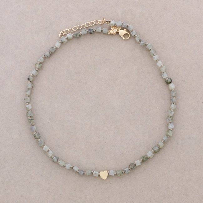 SHORT NECKLACE WITH SQUARE STONES WITH KNOTS
