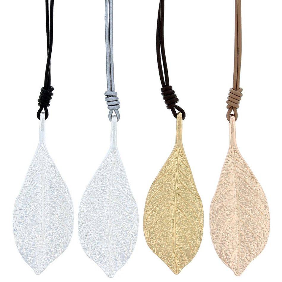 COLLAR LARGO COLGANTE HOJA